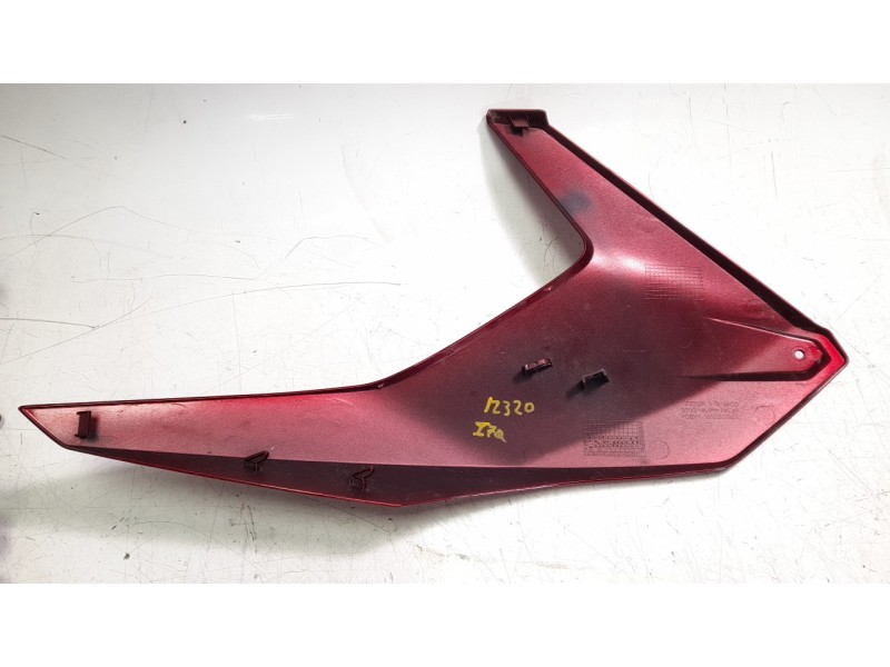 Recambio de moldura para honda nc nc 750 x (rh09) referencia OEM IAM 64341MKWD000 64340MKWD20ZC 