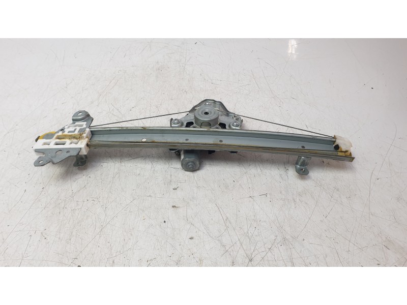 Recambio de elevalunas delantero derecho para nissan juke (f16_) dig-t 117 referencia OEM IAM 807206PA0A  