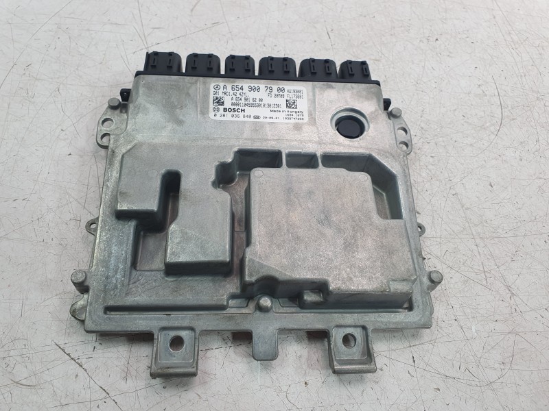 Recambio de centralita motor uce para mercedes-benz clase a berlina (bm 177) a 200 d (117.112) referencia OEM IAM A6549009700  