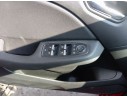 MANDO ELEVALUNAS DELANTERO IZQUIERDO 254015831R IAF901017HQ