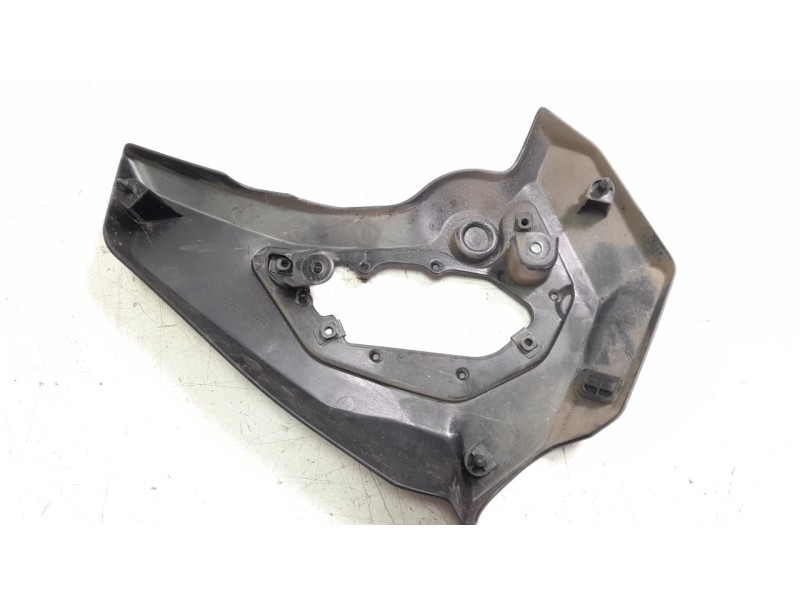 Recambio de moldura para kawasaki vulcan s vulcan s referencia OEM IAM 140930116  