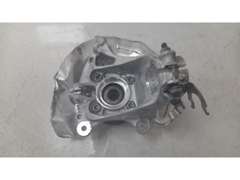 Recambio de mangueta delantera izquierda para bmw 2 active tourer (f45) 218 d referencia OEM IAM 687664501  