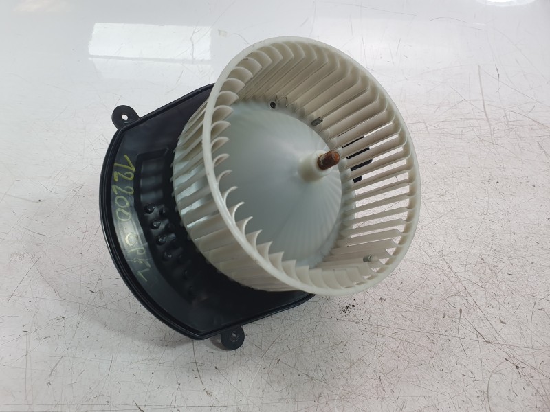Recambio de ventilador calefaccion para opel insignia b grand sport (z18) 2.0 (68) referencia OEM IAM 39220104  