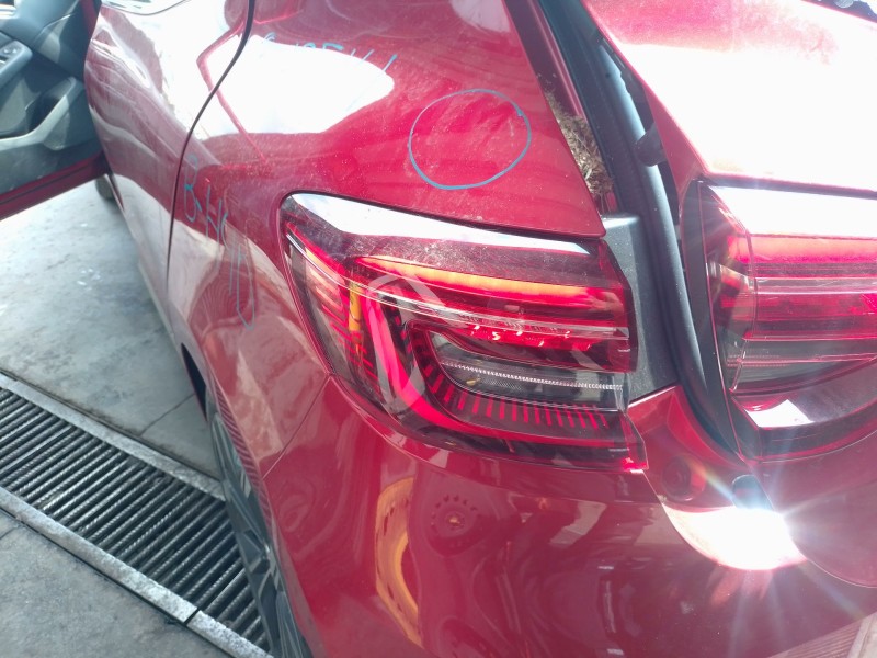 Recambio de piloto trasero izquierdo para renault clio v (b7_) 1.0 lpg (b7mt) referencia OEM IAM   