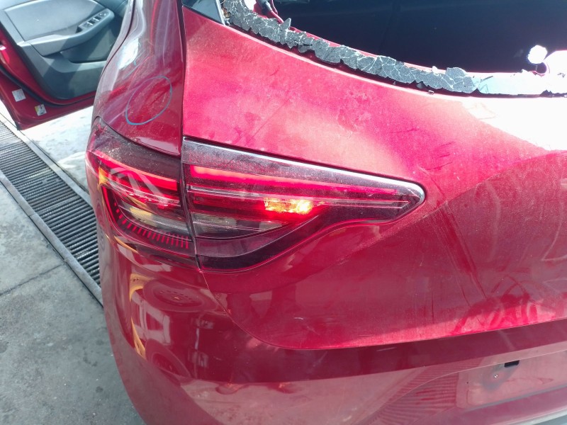 Recambio de piloto trasero izquierdo interior para renault clio v (b7_) 1.0 lpg (b7mt) referencia OEM IAM   