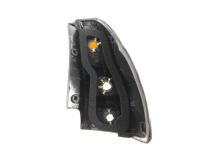 Recambio de piloto trasero izquierdo para toyota land cruiser (j12) referencia OEM IAM 8155160701  108905951/16903331/TY8424154