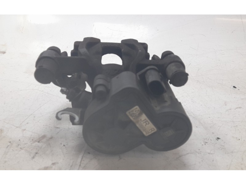 Recambio de pinza freno trasera derecha para bmw 2 active tourer (f45) 218 d referencia OEM IAM 679895807  