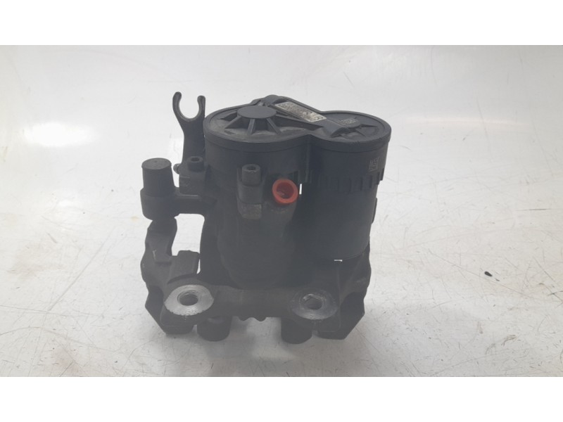 Recambio de pinza freno trasera derecha para bmw 2 active tourer (f45) 218 d referencia OEM IAM 679895807  