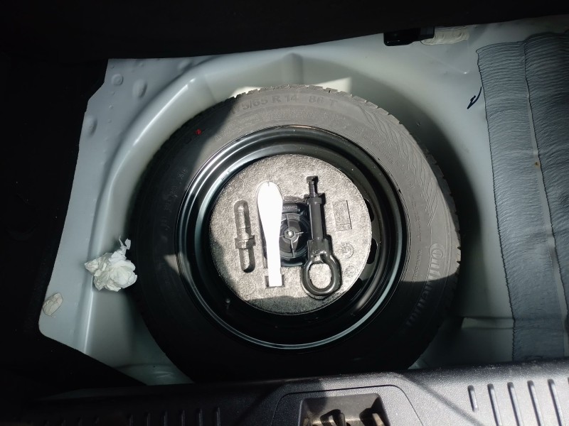 Recambio de neumatico repuesto para ford fiesta vii (hj, hf) 1.0 ecoboost referencia OEM IAM   