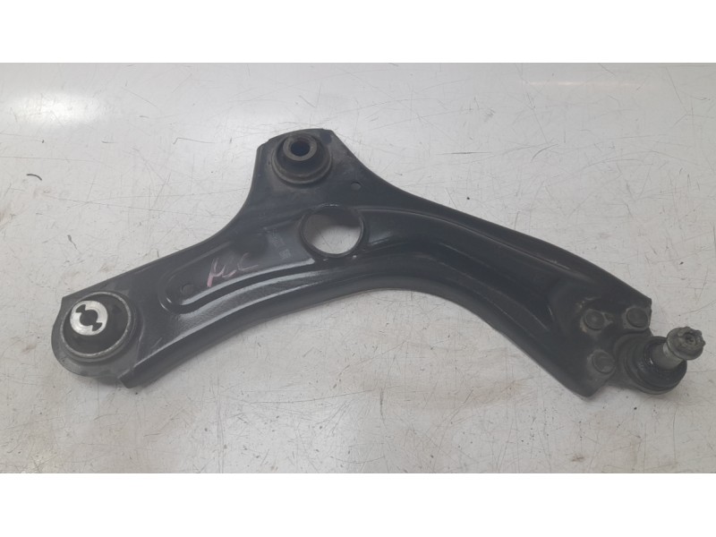 Recambio de brazo suspension inferior delantero izquierdo para nissan juke (f16_) dig-t 117 referencia OEM IAM 545055050R  