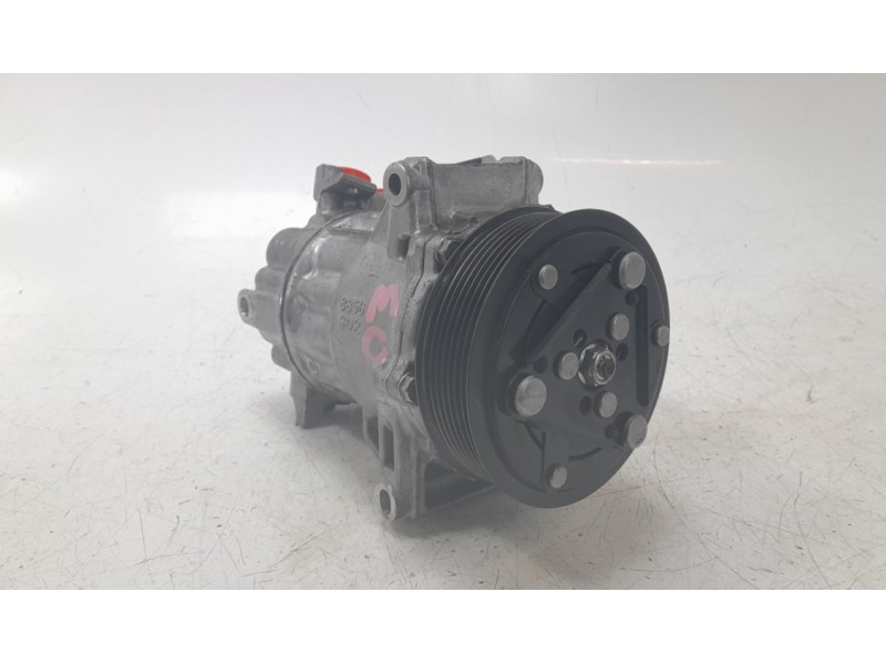 Recambio de compresor aire acondicionado para nissan juke (f16_) dig-t 117 referencia OEM IAM 926002888R  CAF020117HQ