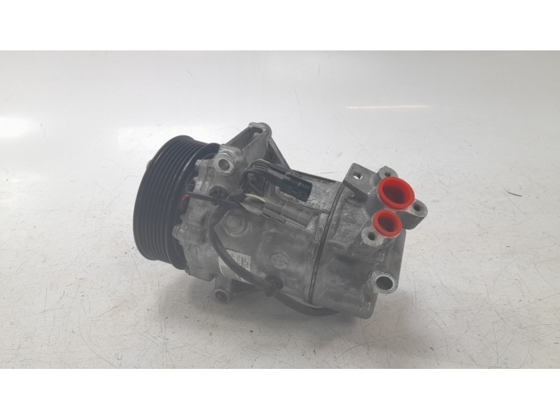 Recambio de compresor aire acondicionado para nissan juke (f16_) dig-t 117 referencia OEM IAM 926002888R  CAF020117HQ