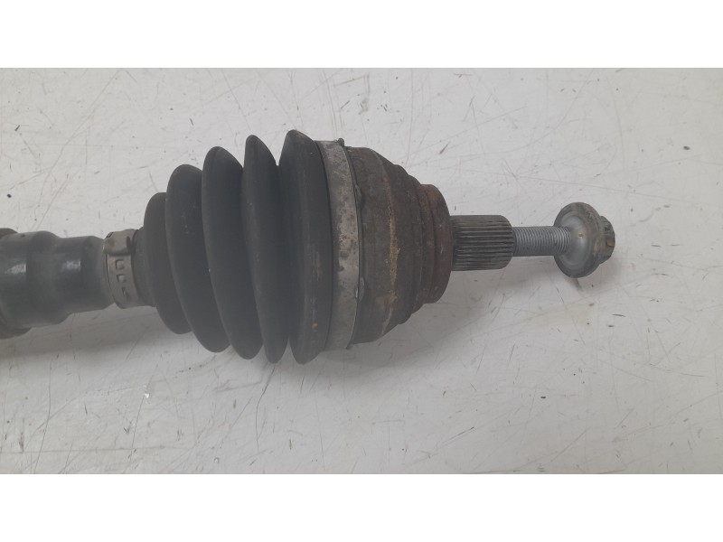 Recambio de transmision delantera derecha para seat alhambra (710, 711) 2.0 tdi referencia OEM IAM 7N0407764R  T78726/V1359