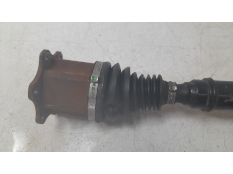 Recambio de transmision delantera derecha para seat alhambra (710, 711) 2.0 tdi referencia OEM IAM 7N0407764R  T78726/V1359