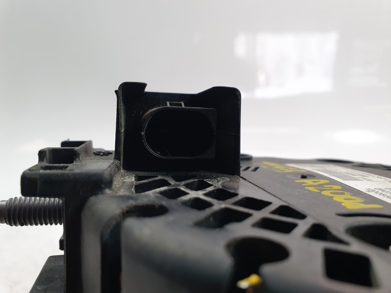 Recambio de alternador para mercedes-benz clase a berlina (bm 177) a 200 d (117.112) referencia OEM IAM A0009063903  