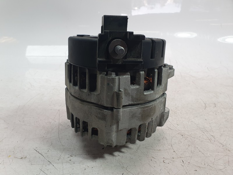 Recambio de alternador para mercedes-benz clase a berlina (bm 177) a 200 d (117.112) referencia OEM IAM A0009063903  