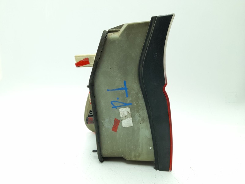 Recambio de piloto trasero derecho para bmw x5 (e53) 3.0 i referencia OEM IAM 63217164472  103F06171772/16207036/2170524/BM82041