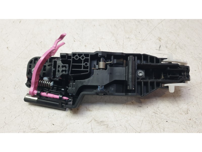 Recambio de maneta exterior trasera derecha para toyota corolla station wagon (_e21_) 2.0 hybrid (mzeh12) referencia OEM IAM 692