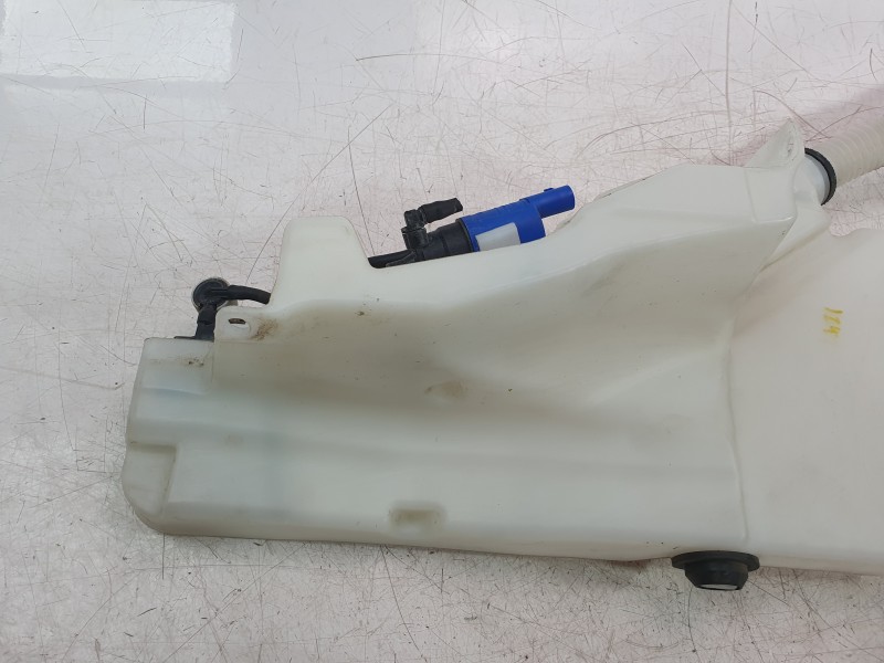 Recambio de deposito limpia para land rover range rover velar (l560) 2.0 p300 si4 4x4 referencia OEM IAM HK8317B613B  