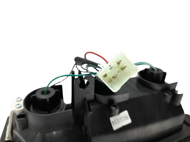 Recambio de piloto trasero derecho para suzuki vitara se/sv (et) referencia OEM IAM 3560360A00  108850150/SZ0484053