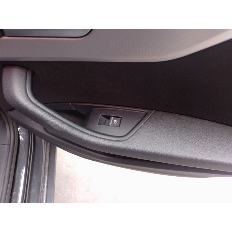 Recambio de mando elevalunas trasero derecho para audi a4 b9 (8w2, 8wc) 40 tfsi mild hybrid referencia OEM IAM   