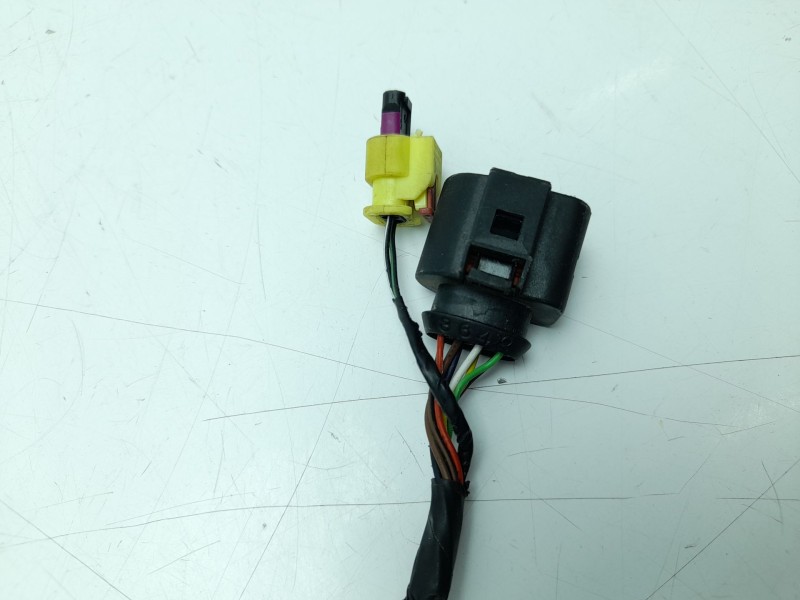 Recambio de retrovisor derecho para seat arona (kj7, kjp) 1.0 tsi referencia OEM IAM 6F1857508AC  1052137017/9110302