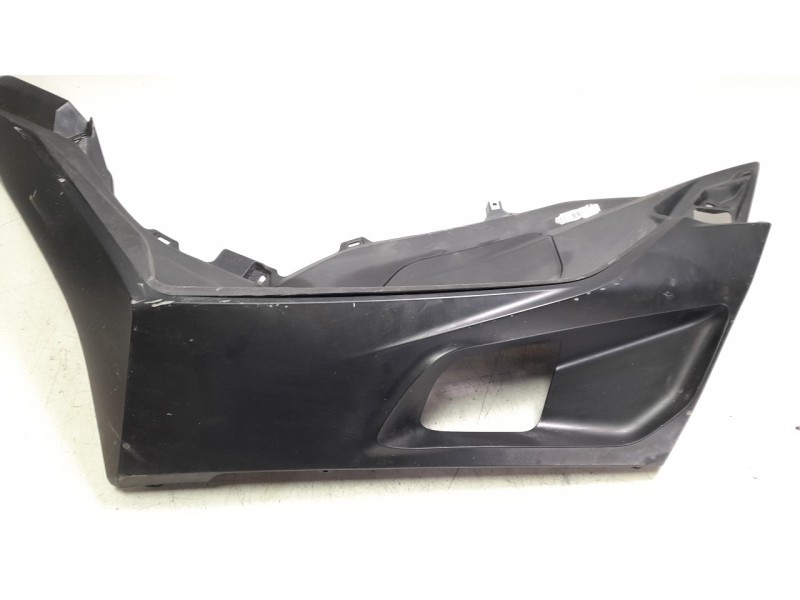 Recambio de moldura para honda pcx 125 referencia OEM IAM 64321K1ZJ101  