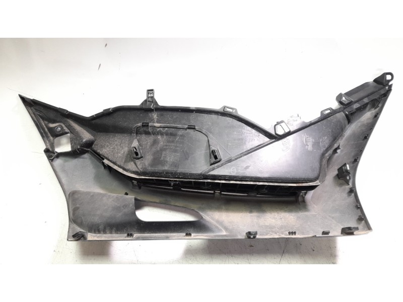 Recambio de moldura para honda pcx 125 referencia OEM IAM 64321K1ZJ101  