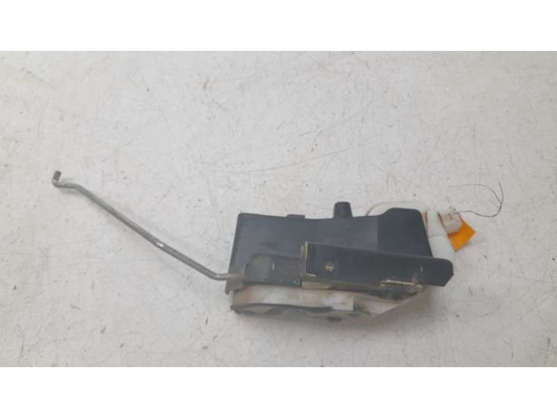Recambio de cerradura puerta delantera derecha para mitsubishi montero iii (v7_w, v6_w) 3.2 di-d (v68w, v78w) referencia OEM IAM