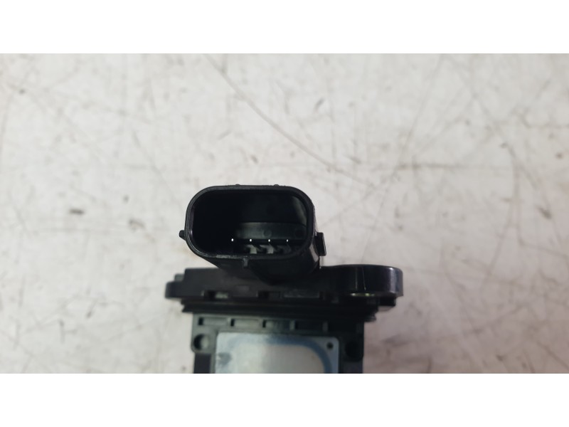 Recambio de caudalimetro para toyota corolla station wagon (_e21_) 2.0 hybrid (mzeh12) referencia OEM IAM 22204F2010  SNF220N68T