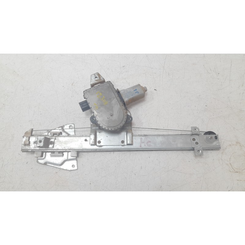 Recambio de elevalunas trasero derecho para mitsubishi montero iii (v7_w, v6_w) 3.2 di-d (v68w, v78w) referencia OEM IAM MN11706