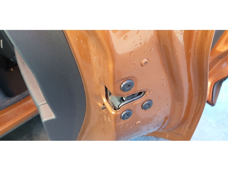 Recambio de cerradura puerta trasera derecha para renault captur limited referencia OEM IAM 805027072R  