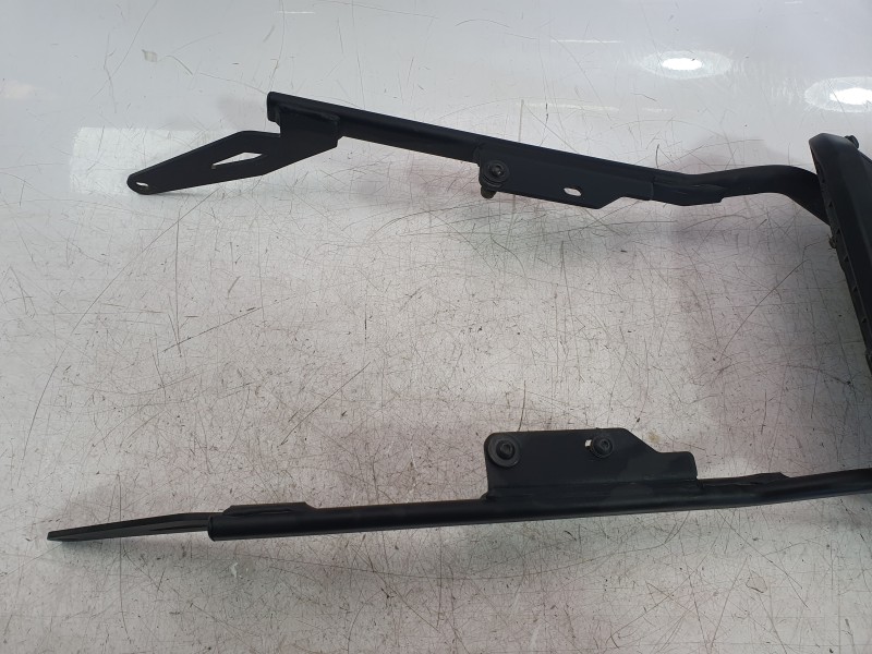 Recambio de portaequipajes para zontes motorcycles zt125 -u referencia OEM IAM SHAD  