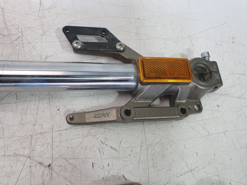 Recambio de tija para zontes motorcycles zt125 -u referencia OEM IAM 1111200-031000  