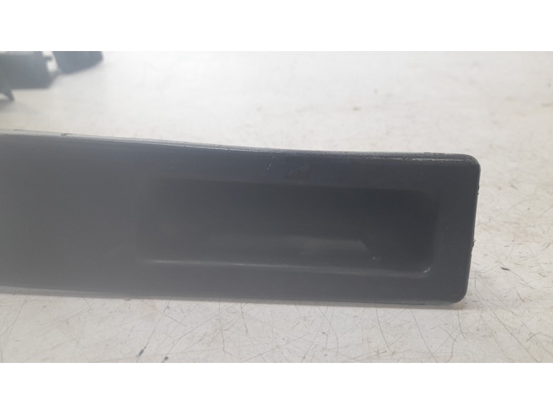 Recambio de maneta exterior porton para bmw 2 active tourer (f45) 218 d referencia OEM IAM 51247463161  