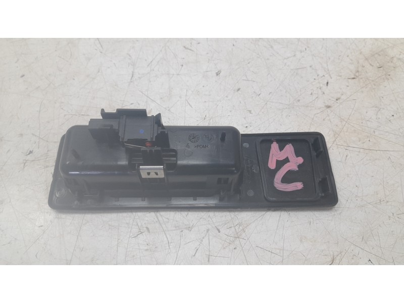 Recambio de maneta exterior porton para bmw 2 active tourer (f45) 218 d referencia OEM IAM 51247463161  