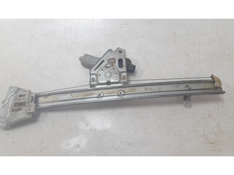 Recambio de elevalunas delantero derecho para mitsubishi montero iii (v7_w, v6_w) 3.2 di-d (v68w, v78w) referencia OEM IAM MN117