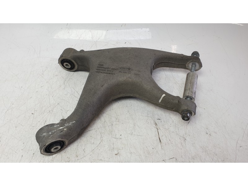 Recambio de brazo suspension inferior trasero derecho para porsche macan (95b) 3.0 s referencia OEM IAM 8R0505312F  