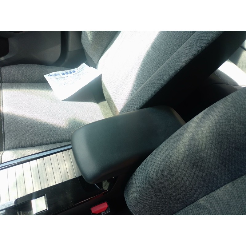 Recambio de apoyabrazos central para citroën c4 x 1.2 hybrid 136 136 ch gasolina/eléctrico (2024) referencia OEM IAM   