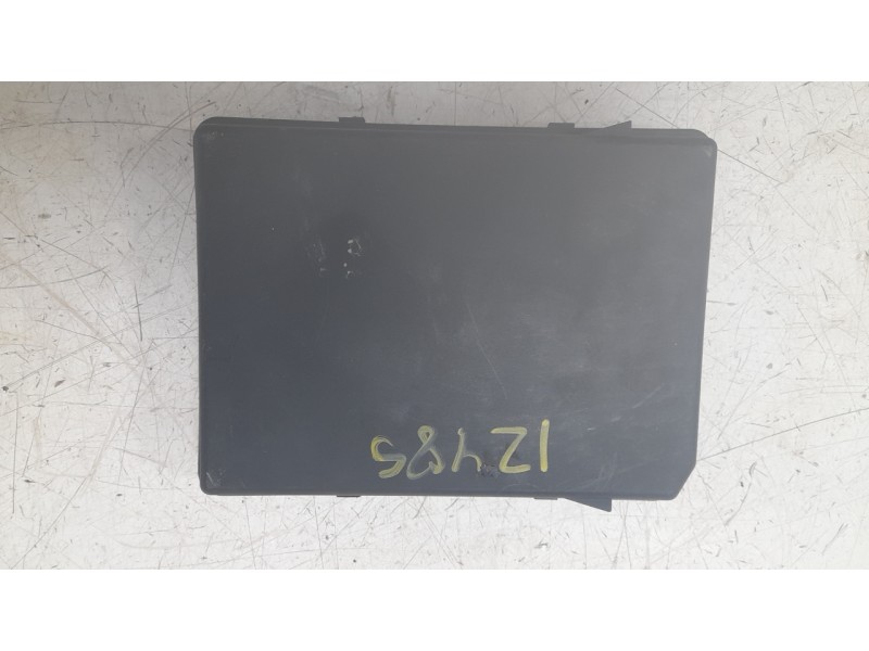 Recambio de caja reles / fusibles para nissan juke (f16_) dig-t 117 referencia OEM IAM 5DW511F01  