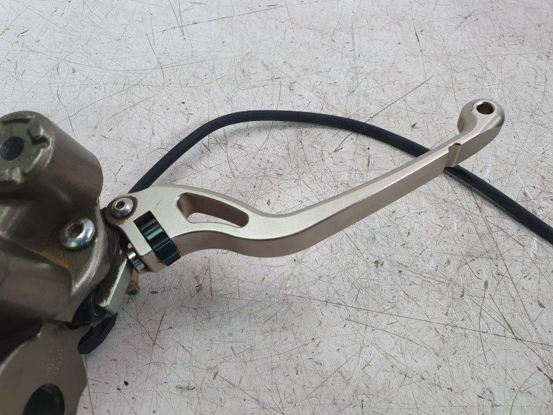 Recambio de bomba freno delantera para zontes motorcycles zt125 -u referencia OEM IAM 1100300-044000  