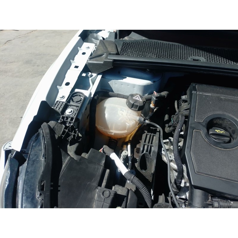 Recambio de deposito expansion para citroën c4 x 1.2 hybrid 136 136 ch gasolina/eléctrico (2024) referencia OEM IAM   