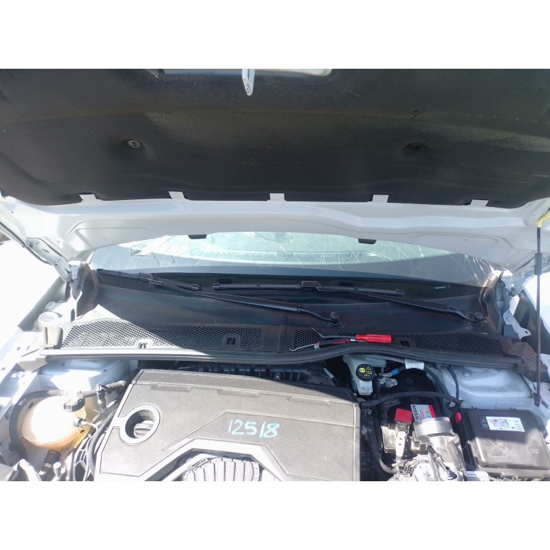 Recambio de torpedo para citroën c4 x 1.2 hybrid 136 136 ch gasolina/eléctrico (2024) referencia OEM IAM   