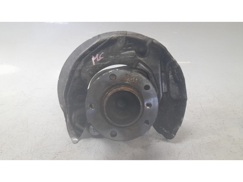 Recambio de mangueta delantera izquierda para bmw z4 roadster (e89) sdrive 23i referencia OEM IAM 677321004  