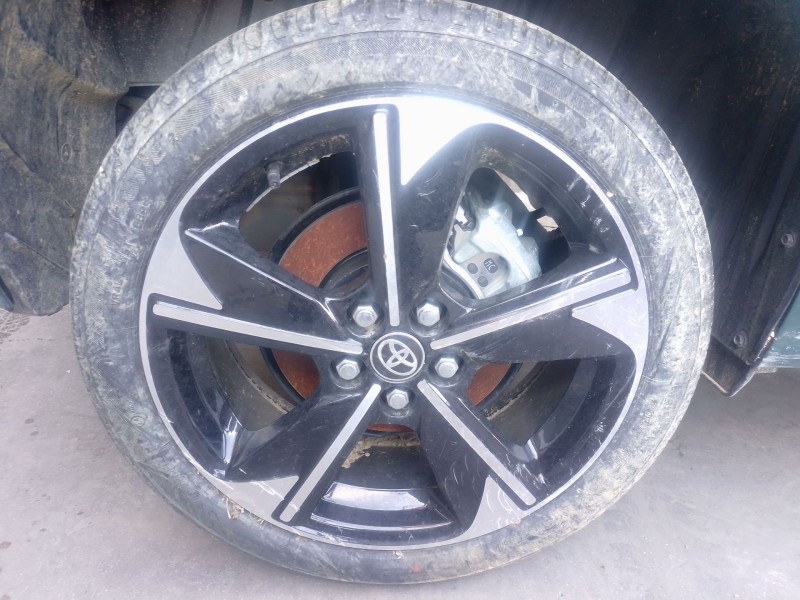 Recambio de llanta para toyota yaris (_p21_, _pa1_, _ph1_) 1.5 hybrid (mxph10) referencia OEM IAM   