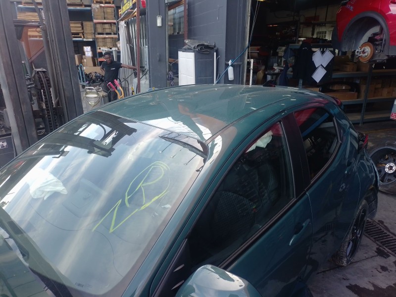 Recambio de techo para toyota yaris (_p21_, _pa1_, _ph1_) 1.5 hybrid (mxph10) referencia OEM IAM   