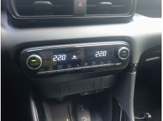 Recambio de mando climatizador para toyota yaris (_p21_, _pa1_, _ph1_) 1.5 hybrid (mxph10) referencia OEM IAM  559000DP40  2