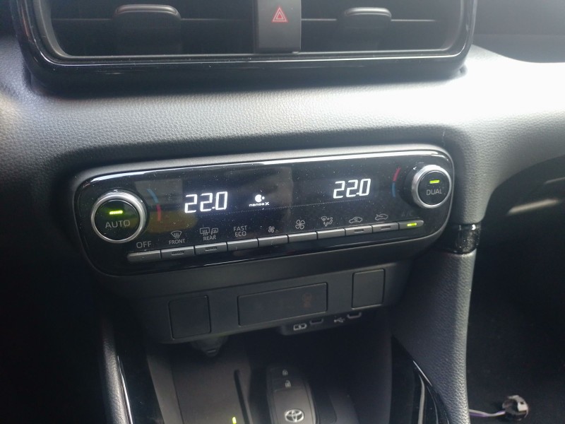 Recambio de mando climatizador para toyota yaris (_p21_, _pa1_, _ph1_) 1.5 hybrid (mxph10) referencia OEM IAM   