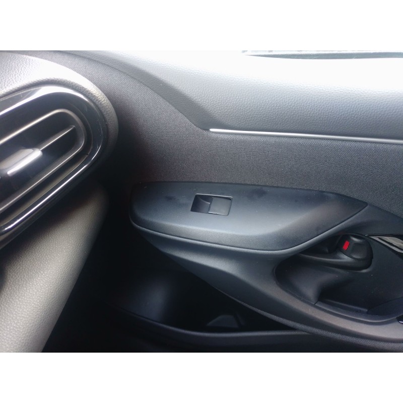 Recambio de mando elevalunas delantero derecho para toyota yaris (_p21_, _pa1_, _ph1_) 1.5 hybrid (mxph10) referencia OEM IAM   