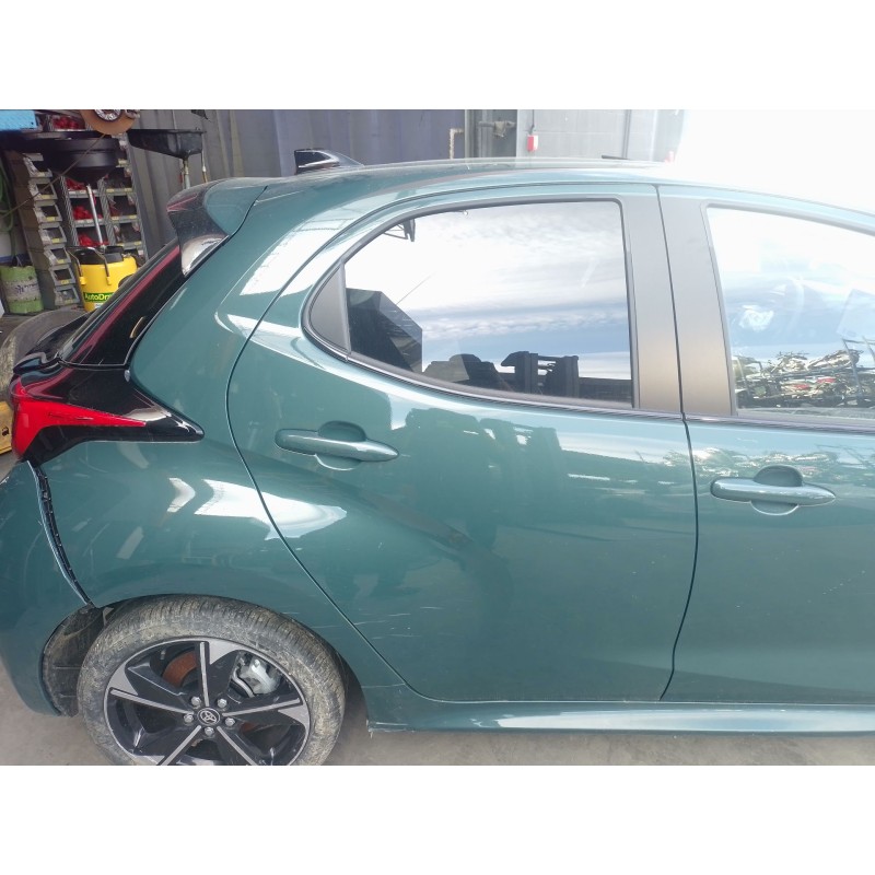 Recambio de puerta trasera derecha para toyota yaris (_p21_, _pa1_, _ph1_) 1.5 hybrid (mxph10) referencia OEM IAM   